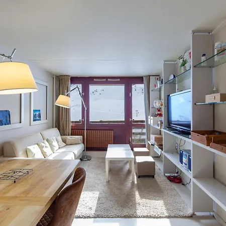 Communion Avec La Nature - Au Pied Des Pistes